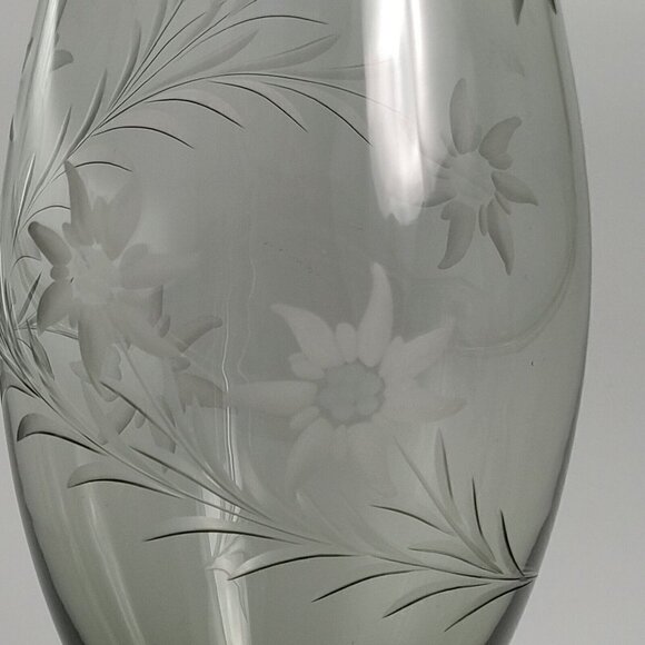 Vintage Floral Cut Glass Footed Clear Decorative Flared Bud Vase - Picture 3 of 12